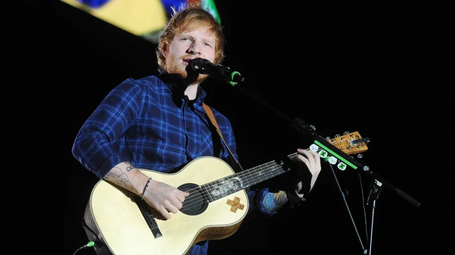 Ed Sheeran paralajm&euml;ron pauz&euml; nga muzika p&euml;r t&rsquo;iu