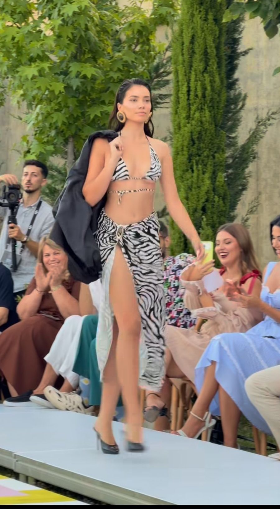 "Mevlani The Brand" sjell koleksionin e ri mes modës,