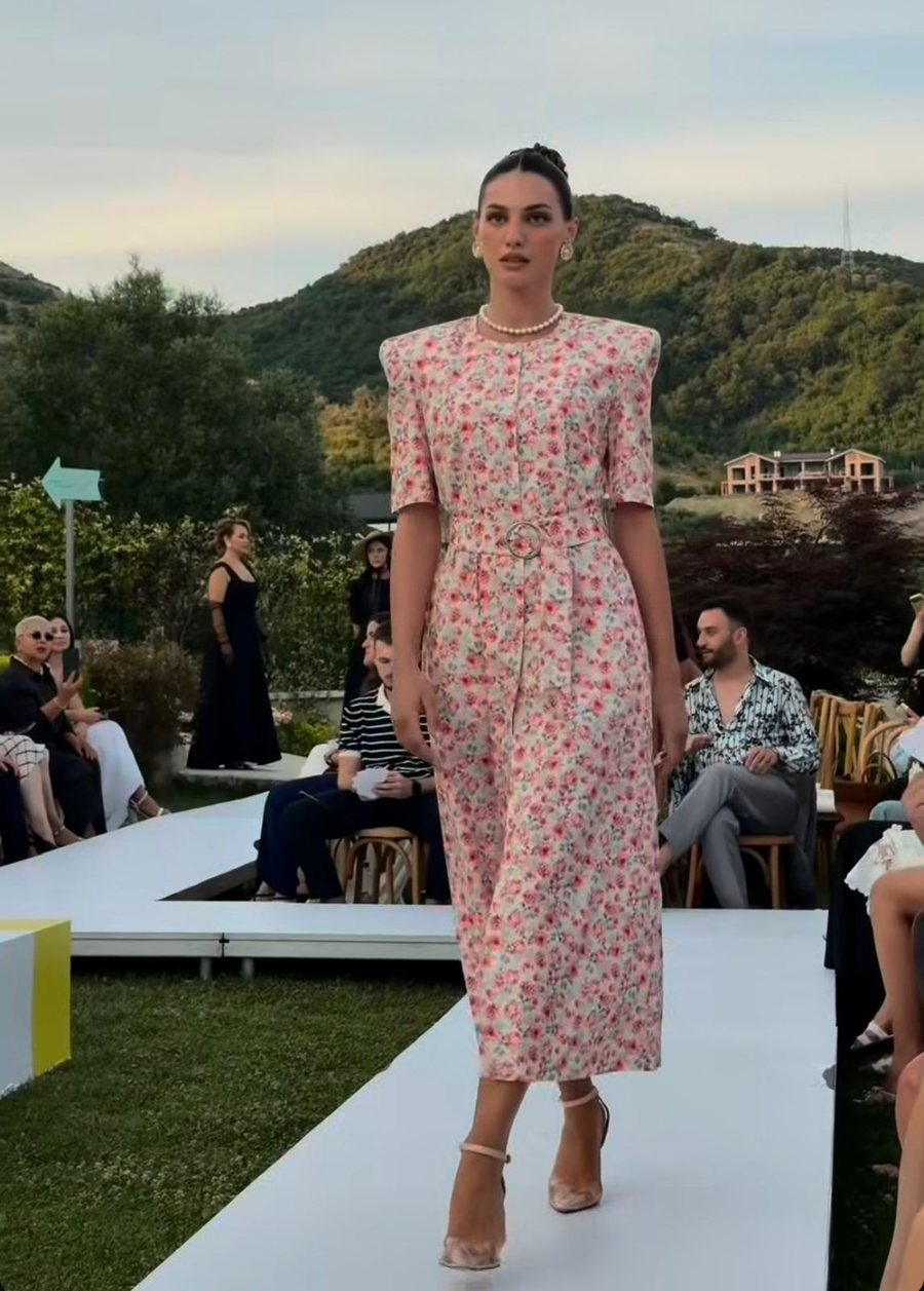 "Mevlani The Brand" sjell koleksionin e ri mes modës,