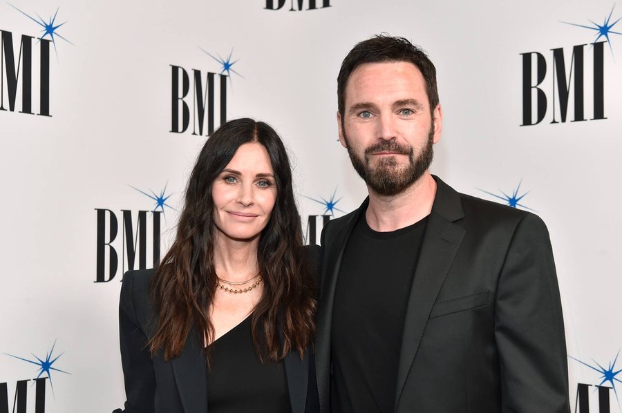 Pas nj&euml; dekade dashuri, Courteney Cox dhe Johnny McDaid i japin fund