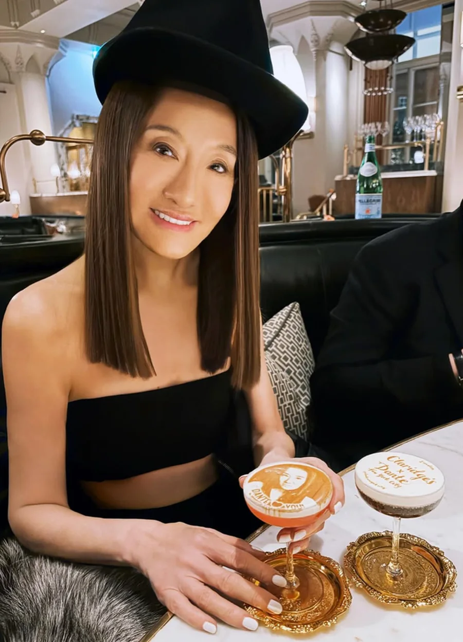 Vera Wang feston 77-vjetorin, sfidon moshën me pamjen e re