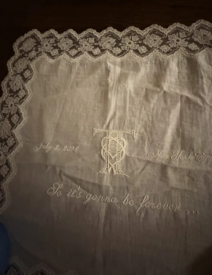Detaje emocionuese nga dasma e Taylor Swift, ja cilën këngë ka