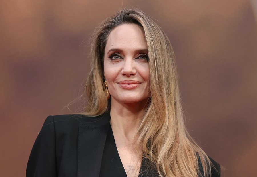 Angelina Jolie nis një kapitull të ri, gati të largohet nga Los