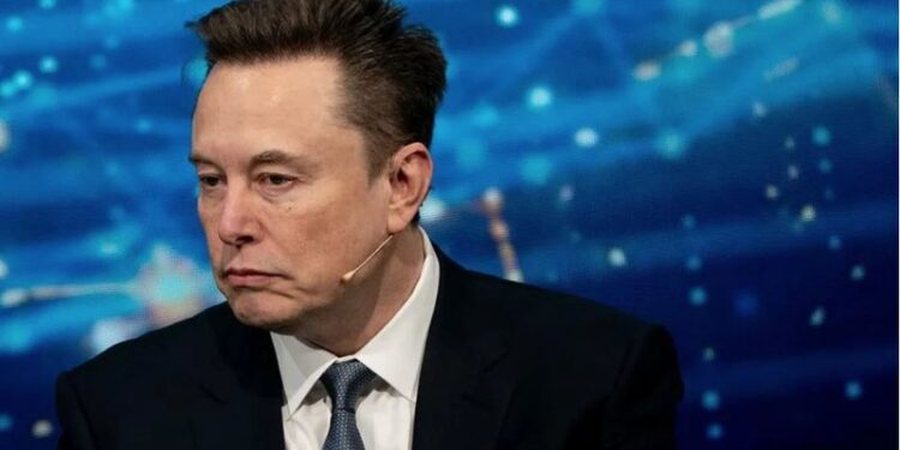 Elon Musk parashikon një botë pa para deri në vitin 2036,