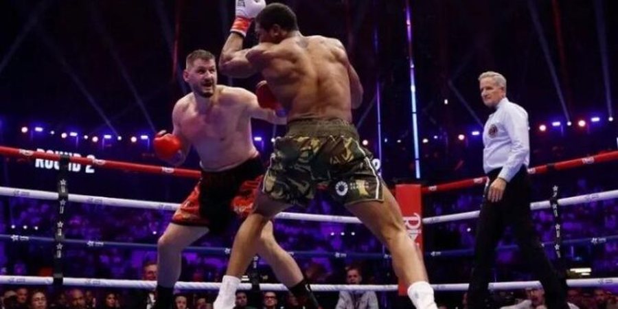 Sa fitoi Kristian Prenga nga dueli me Anthony Joshuan? Shuma e raportuar