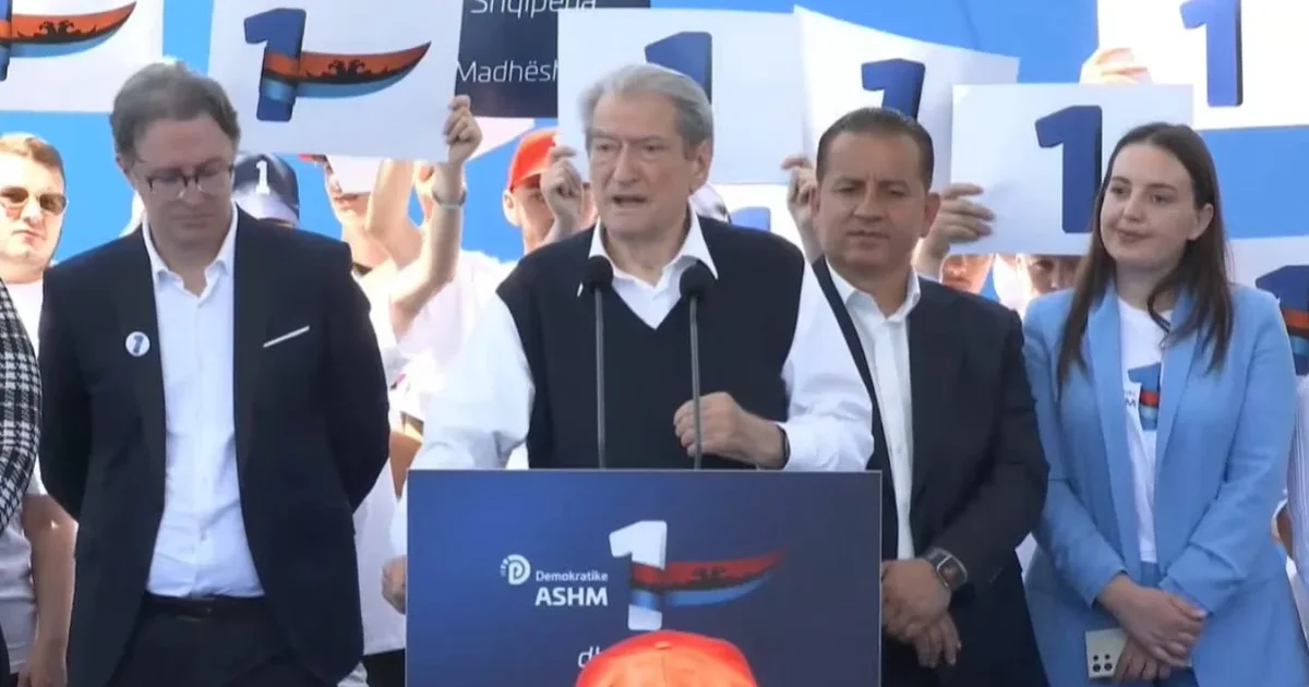 Berisha në Belsh  Përshëndes ata socialistë që po refuzojnë të shkojnë përfaqësues të partisë së krimit në komisionet zgjedhore