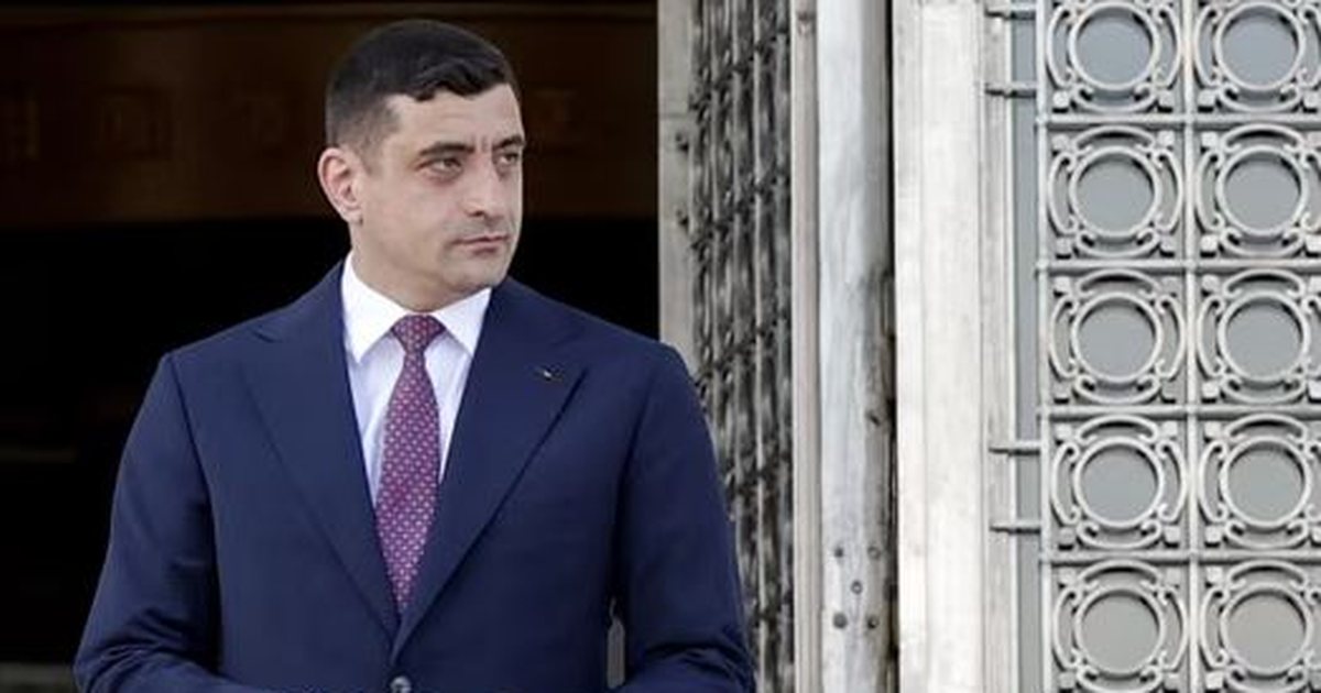 Zgjedhjet presidenciale në Rumani  George Simion i ekstremit të djathtë kryeson në raundin e parë
