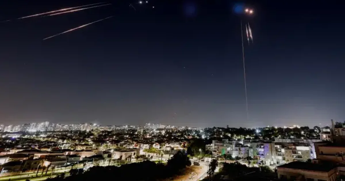 VIDEO  Irani sulmon me raketa qytetet e mëdha izraelite