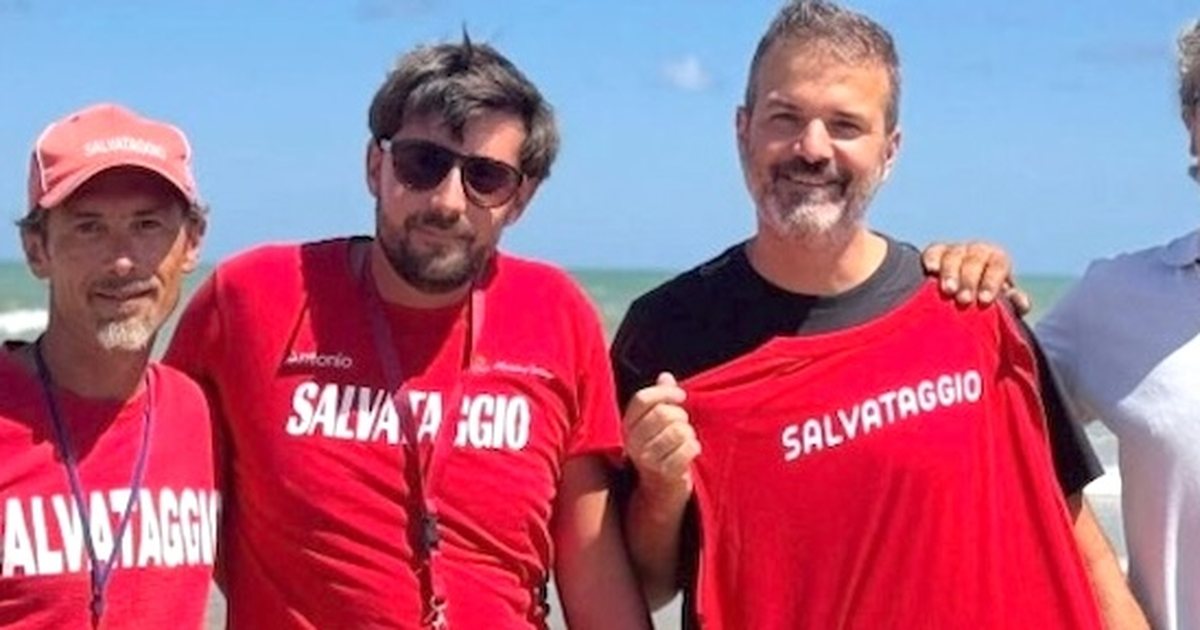 Andrea Stramaccioni  hero për një ditë  ai i shpëtoi jetën dy vajzave që po mbyteshin  