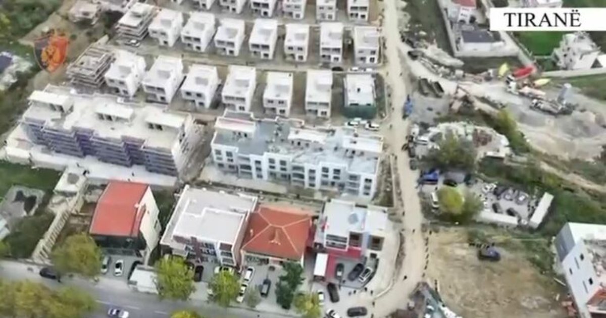 Akuzohen për ndërtime pa leje në Sauk  Reagon shoqëria  AUSTRIAN CONSTRUCTION ALBANIA   Kemi leje nga Bashkia edhe për dy vila