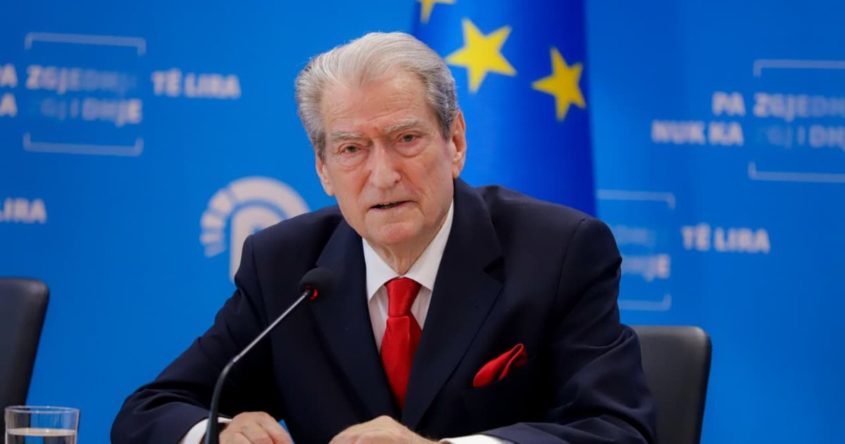 Afera e tunelit të Llogarasë  Berisha  Kemi të gjithë dokumentet se kryehajdut është Rama