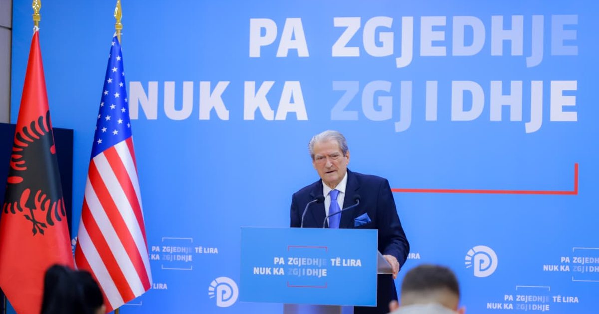 Dëmet nga moti i keq  Berisha  Moti dhe korrupsioni kanë pasur efekte shkatërrimtare këtë javë mbi pronat e mijëra qytetarëve