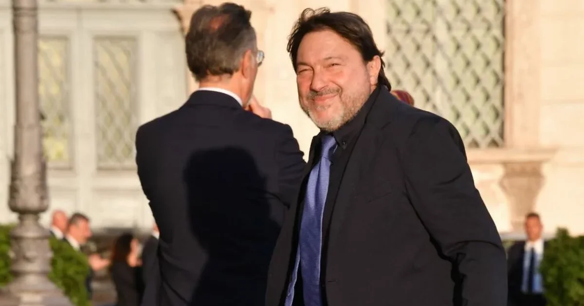 Pista e re hetimore  Sulmi ndaj gazetarit Sigfrido Ranucci  Gazeta italiane  Hetuesit po e përqendrojnë vëmendjen tek Artur Shehu  Biznesmeni shqiptar rishfaqet sa herë flitet për   