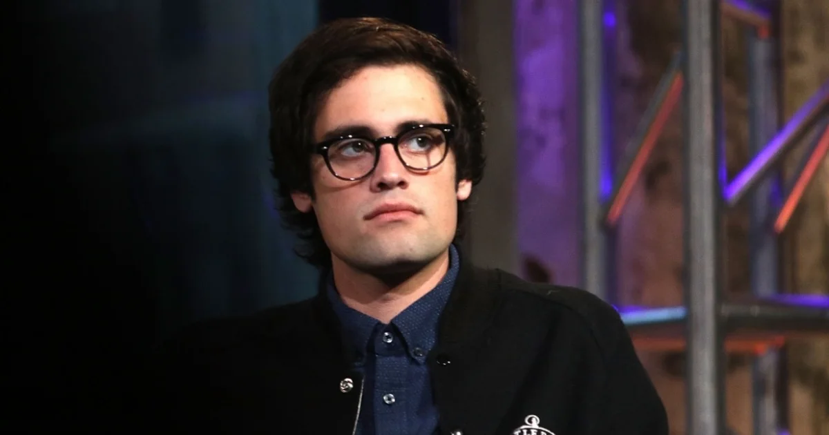 Vrau prindërit e tij Rob dhe Michelle Reiner  Nick ishte diagnostikua me skizofreni para disa javësh