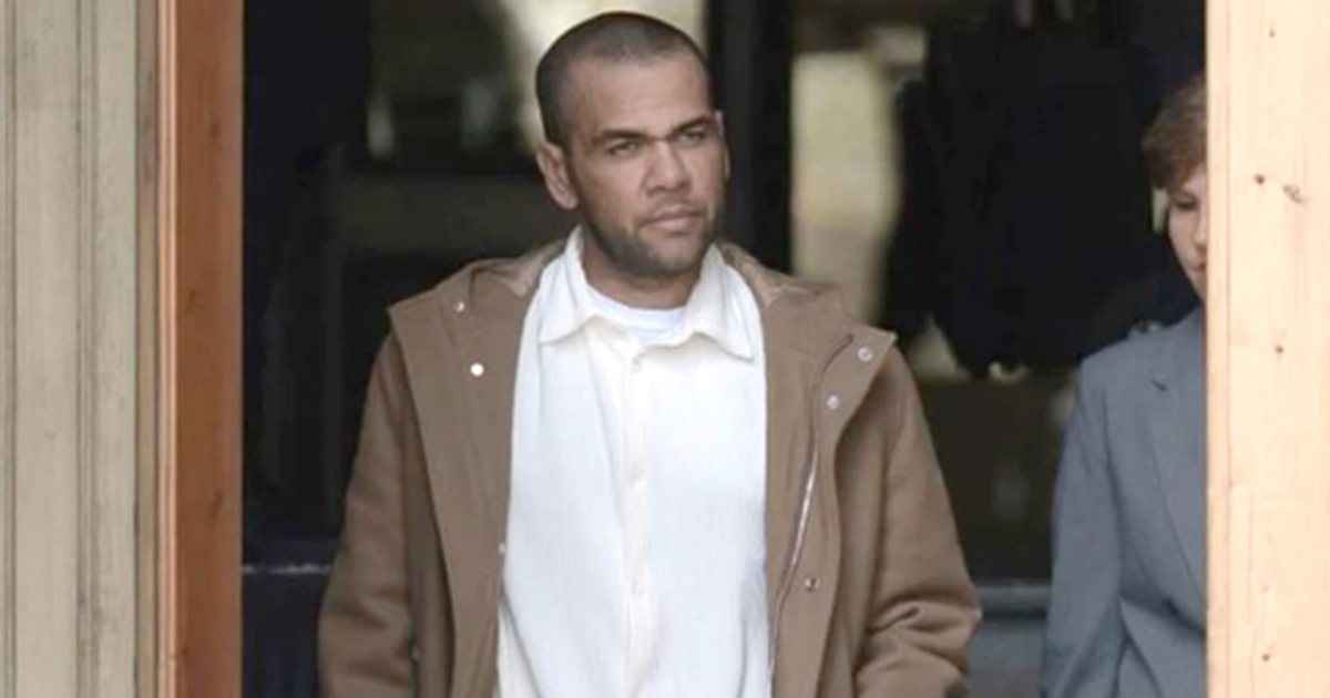 BEFASUESE  Pasi doli nga burgu  Dani Alvesh tani bëhet edhe president klubi 