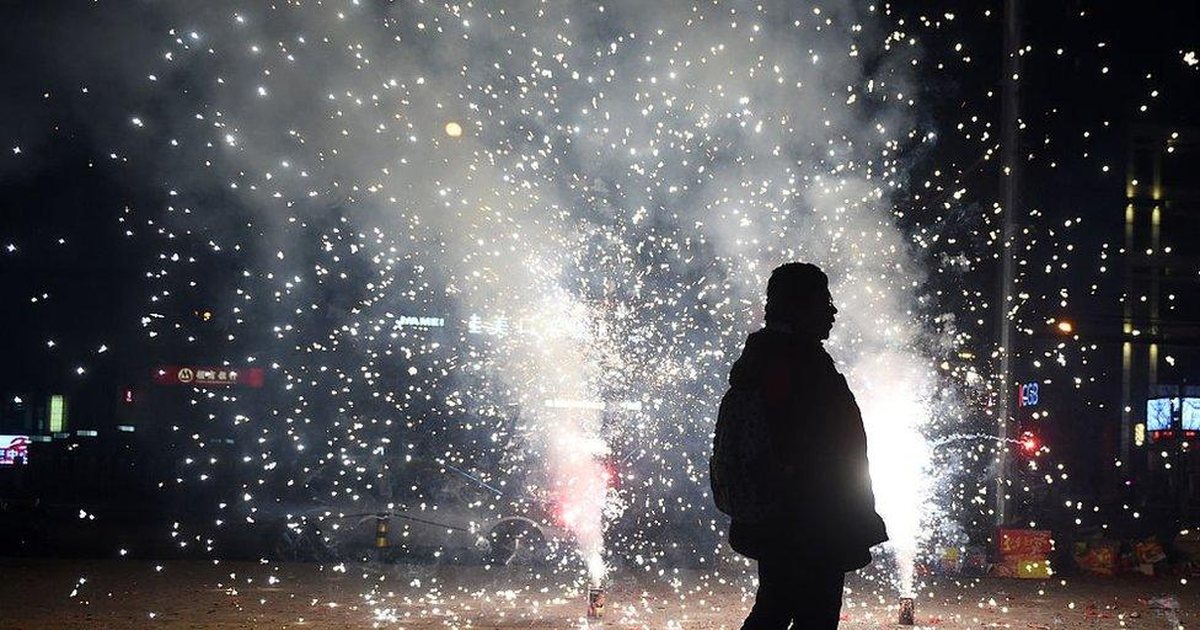 fishekzjarret-blihen-vetem-ne-tre-data-ne-gjermani-shoqata-mjekesore-mund-te-shkaktojne-lendime-dhe-trauma-nga-shperthimi-a-do-ndalohet-shfaqja-private-e-tyre-kete-fundvit