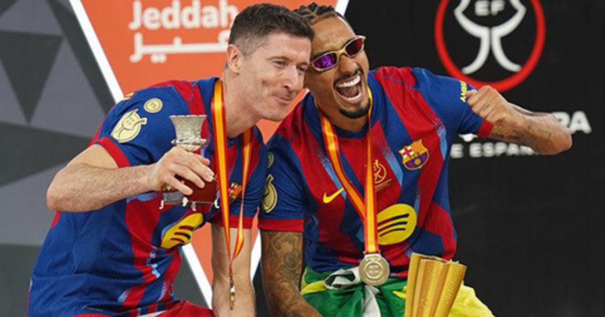 Barça dhe Real Madridi mbushin kasafortat nga Superkupa në Arabi 