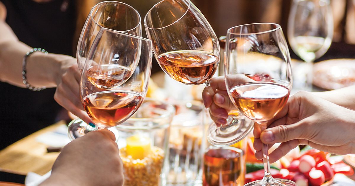 Mes rritjes dhe nënvlerësimit  rrugëtimi i verës vendase