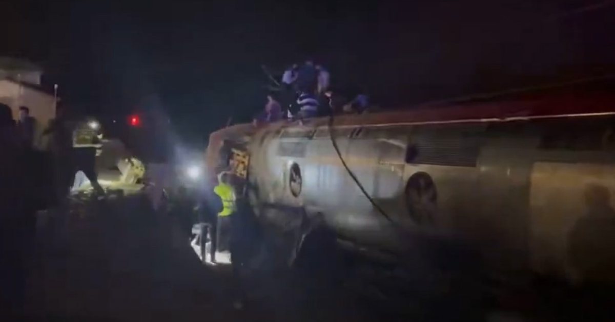  VIDEO  Pamje të frikshme  Treni me shpejtësi del nga shinat  Të paktën shtatë të vdekur dhe 100 të plagosur në Spanjë
