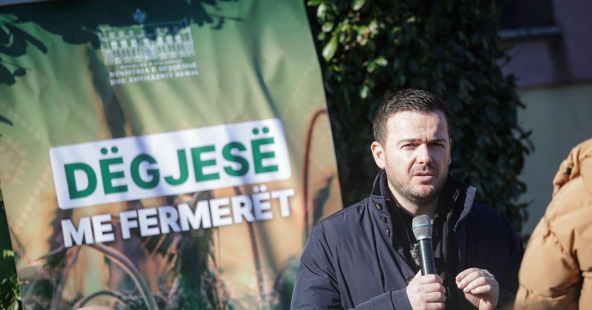 FOTOT  Ministri Salla nis nga Librazhdi turin e dëgjesave me fermerët për Skemën Kombëtare 2026