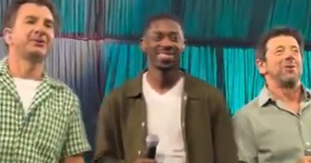 BEFASI  Ousmane Dembélé këndon në koncertin për bamirësi të Enfoirés   video 