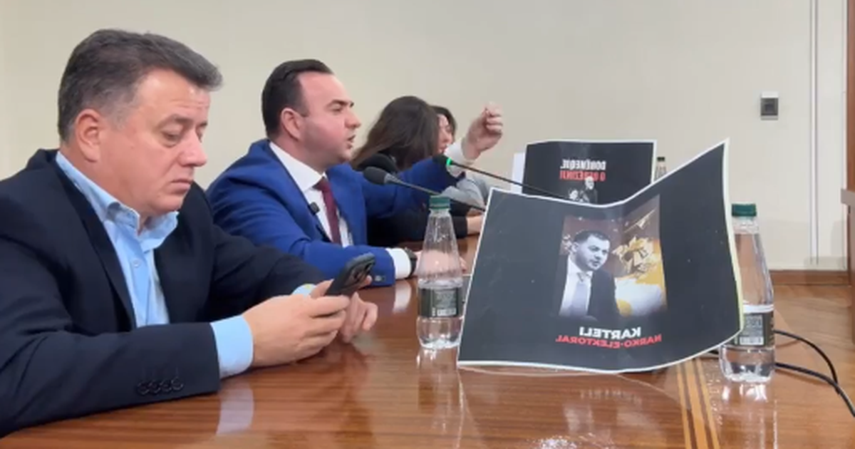  Data 24 janar do ju bëjë që të dridheni   Flamur Noka në mbledhjen e Byrosë së Kuvendit  Ne do ta vazhdojmë betejën tonë  derisa të ju kërrejmë