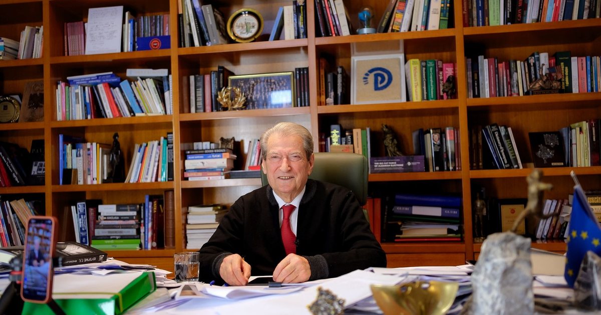  Kjo ishte java e opozitarëve   Berisha  10 shkurti ishte dita e guximit dhe dinjitetit të shqiptarëve