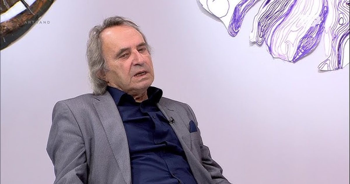 Protestat qytetare në Tiranë  Regjisori Mevlan Shanaj  Pse po heshtin artistët  Kritika ka rendur shpesh pas pushtetit 