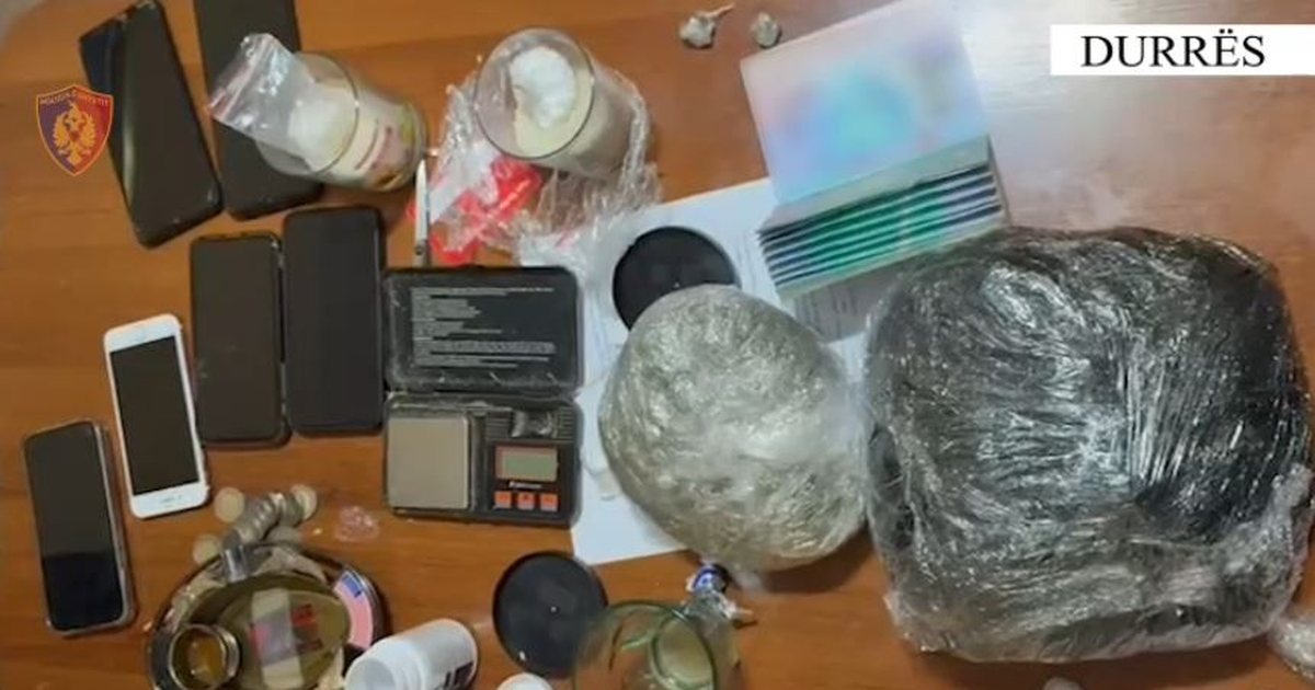 operacioni-cleaning-3-shkaterrohet-rrjeti-i-shperndarjes-se-droges-prane-shkollave-arrestohen-12-persona-ne-durres-emrat