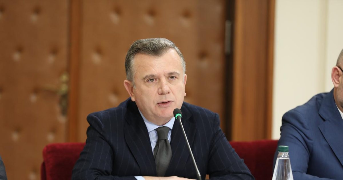 Konferenca e Kryetarëve  Balla thirrje Opozitës  Të punojmë për Kodin e ri për  Zgjedhoren 