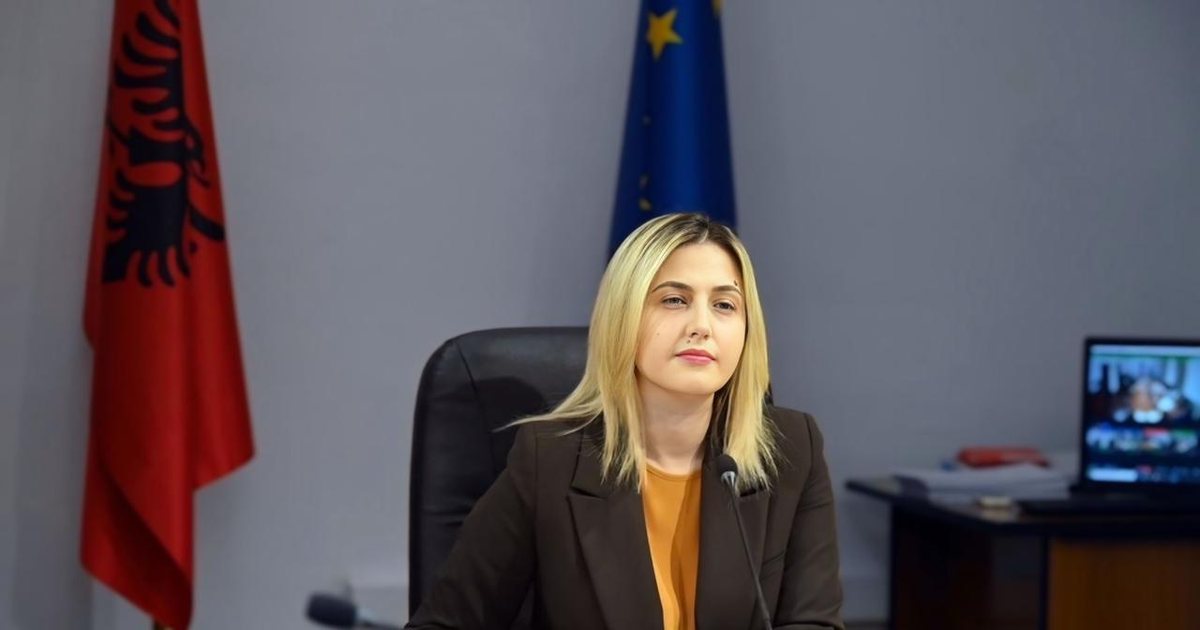 Konferenca e Kryetarëve  Zhupa i kthehet Ballës  Rama ju trajton si kartona dhe ushtarë pa personalitet