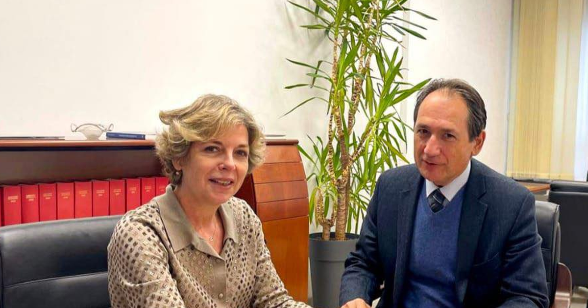 Gënjeshtër publike  Bisedën me një ish koleg italian  ministrja Sala e shet si  takim të rëndësishëm pune 