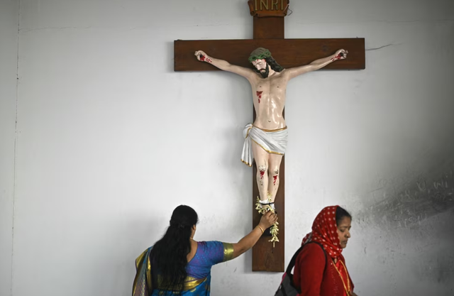 FOTOLAJM/ Si u festua Krishtlindja nëpër botë