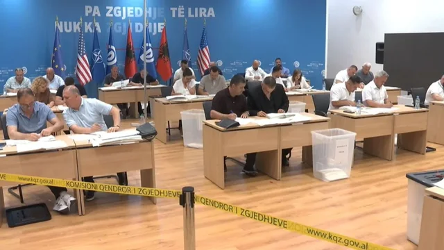Nis num&euml;rimi i votave p&euml;r K&euml;shillin Komb&euml;tar n&euml;