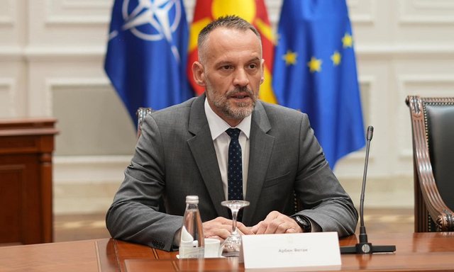 Jep dor&euml;heqjen nga detyra zv.kryeministri i Maqedonis&euml; s&euml; Veriut:
