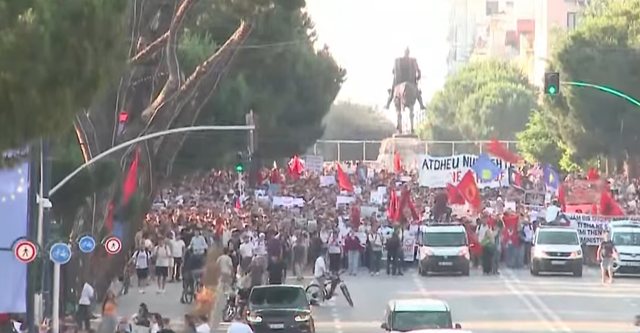 "Nga Rrjolli deri n&euml; Vlor&euml;, sot shqiptar&euml;t po thon&euml;