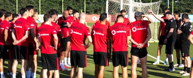 Shqip&euml;ria, gati p&euml;r miq&euml;soren ndaj Izraelit&hellip; p&euml;r