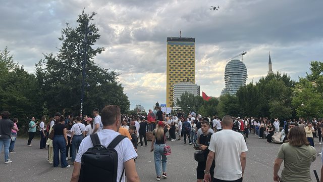Gardhi metalik te ura e Lan&euml;s, Hita: Mas&euml; sigurie p&euml;r ndeshjen