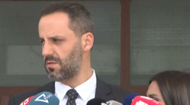 Tronditet Kor&ccedil;a!&nbsp;Vritet polici gjat&euml; operacionit p&euml;r