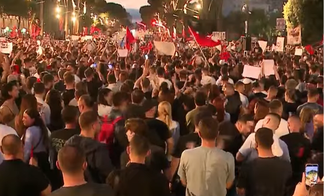 "Dim&euml; shum&euml; mir&euml; si ta zhvillojm&euml; turizmin..."/