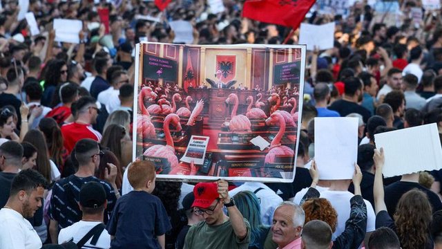 Sky News jehon&euml; &ccedil;&euml;shtjes s&euml; Zv&euml;rnecit: