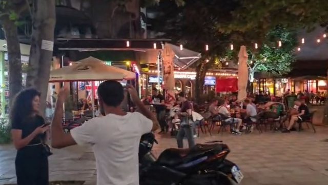 Protestuesit k&euml;rkojn&euml; mb&euml;shtetjen e qytetar&euml;ve: