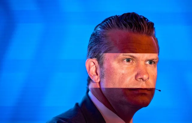 Sekretari amerikan i Mbrojtjes sulmon politikat europiane t&euml; emigracionit: