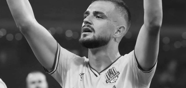 Futbolli shqiptar n&euml; zi! Humb jet&euml;n tragjikisht sulmuesi