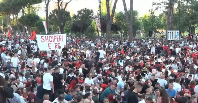 "Rama dhe Berisha t&euml; hapin krahun"/ Shp&euml;rthen i riu n&euml;