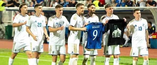 Kosova b&euml;n detyr&euml;n n&euml; Prishtin&euml;, fiton leht&euml; dhe