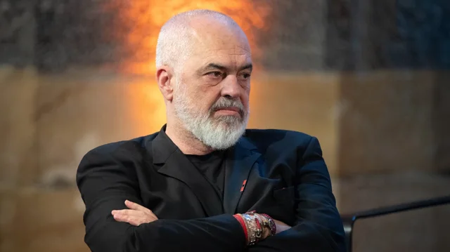 Protothema: N&euml;n presionin e protestave, Rama k&euml;rkon t&euml; gjej&euml;