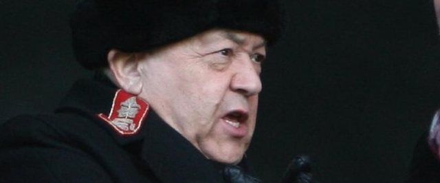 David Sullivan thuhet se &euml;sht&euml; gati t&euml; shes&euml; aksionet e tij