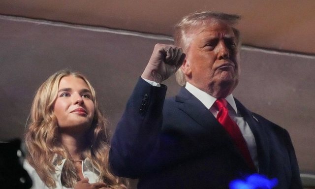 VIDEO/ Tifoz&euml;t fishk&euml;llejn&euml; Trump n&euml; Madison Square Garden: