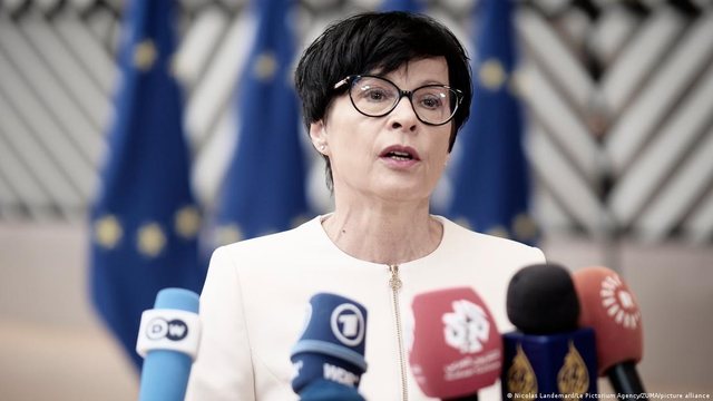 "Ukraina e varur nga ndihmat e huaja financiare"/ DW: Bashkimi